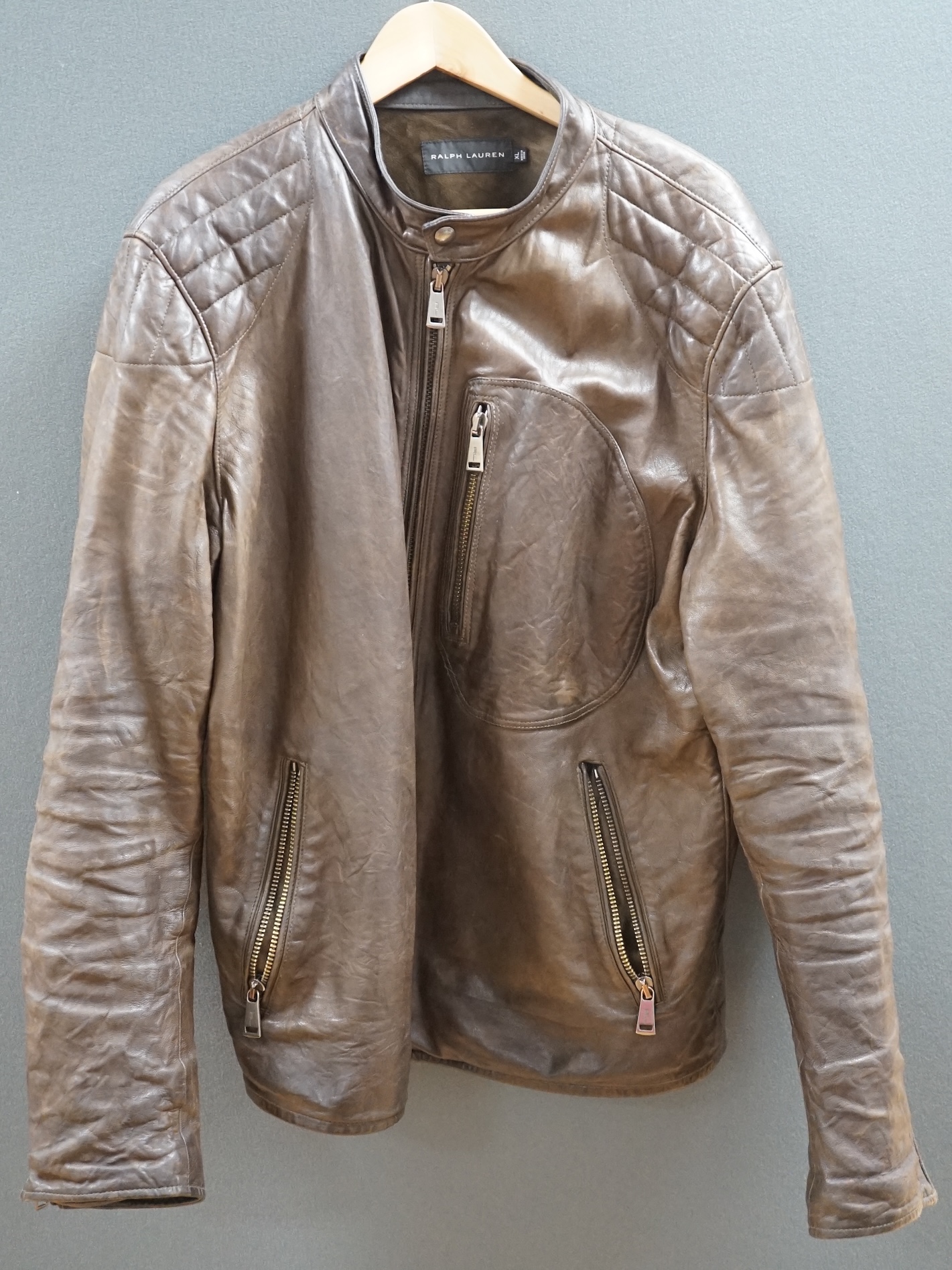 A Ralph Lauren brown men's leather jacket. Size XL